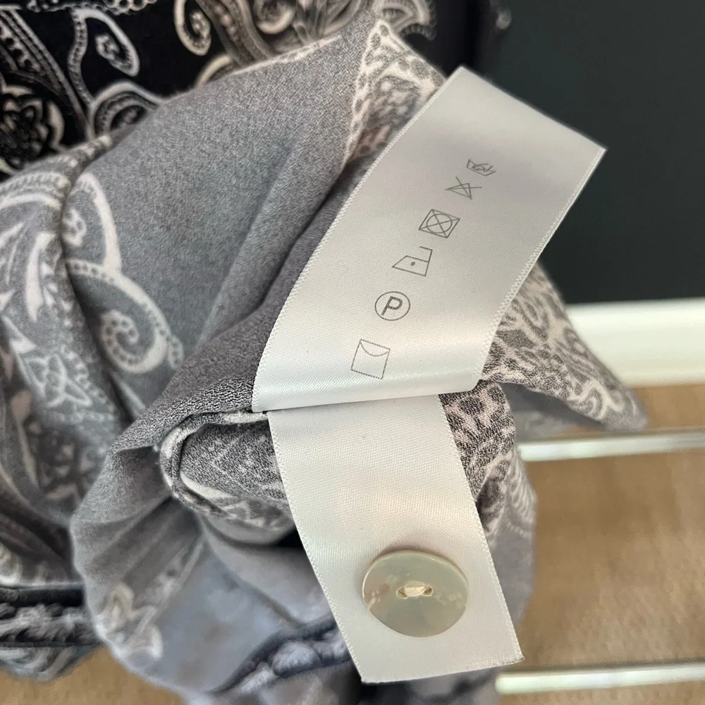 FARM Rio Black & White Paisley Maxi Dress - Picture 7 of 14